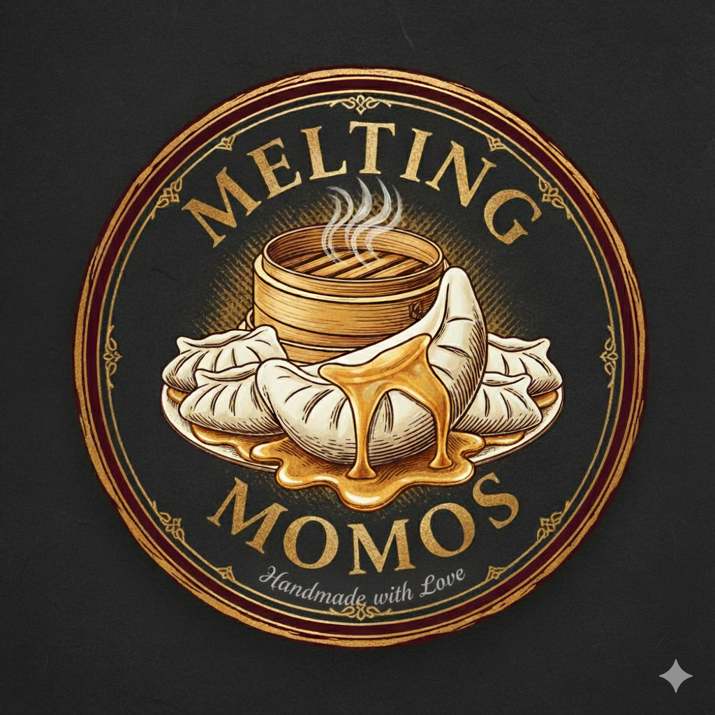 Fresh momos in a bamboo steamer